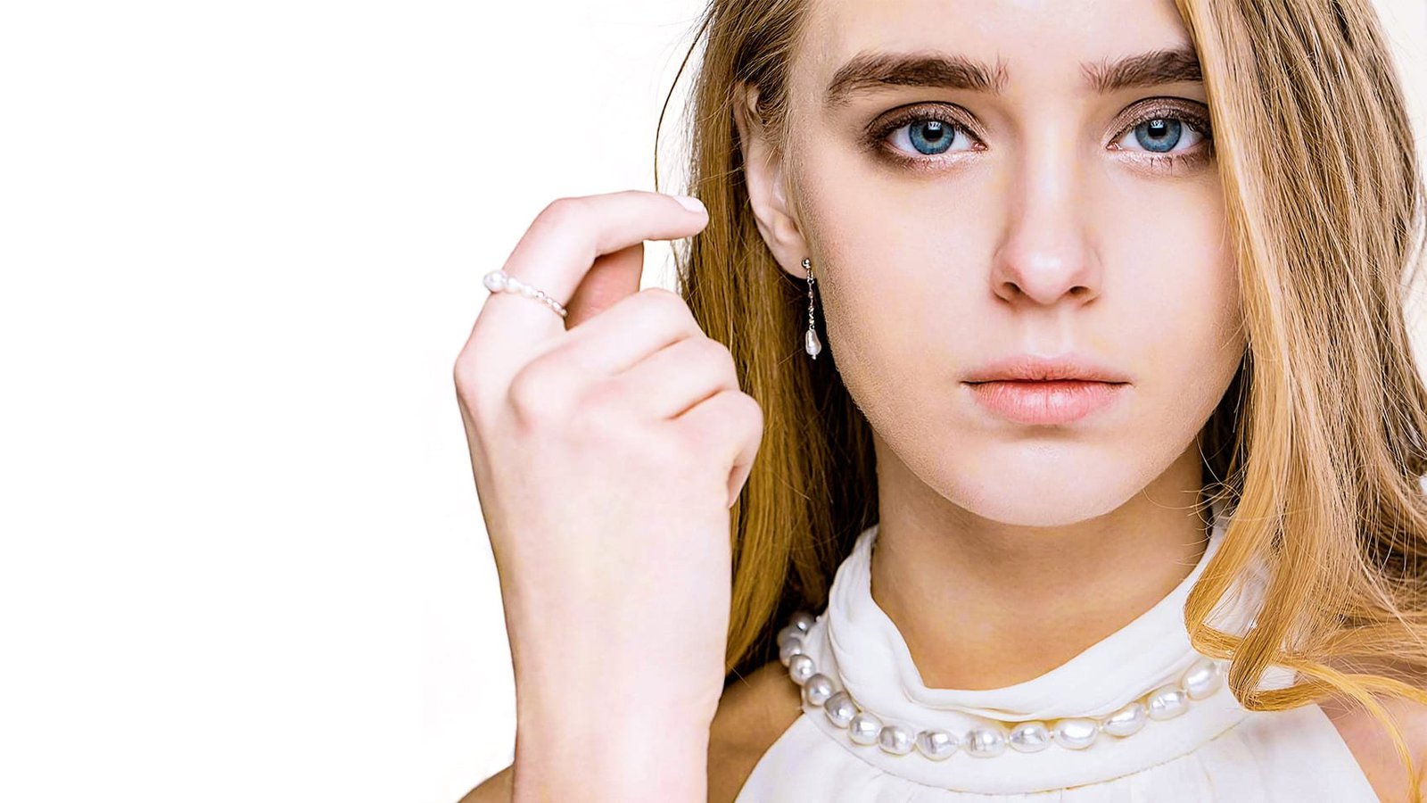 Immagine per 'Aeyko' - Fivesix Studio. Specializzati in Branding, Personal Branding, Marketing e Comunicazione.