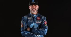 Immagine per 'BRANDWEEK: NASCAR Legend Jimmie Johnson Will Un-Retire in 2026: 'Massive Opportunity'' - Fivesix Studio. Specializzati in Branding, Personal Brand, Marketing e Comunicazione.